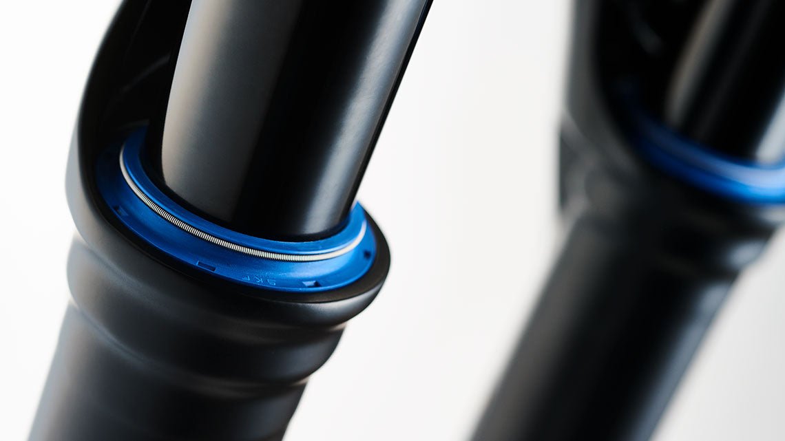 Öhlins RXF 38 m.2Air – Flow Suspension